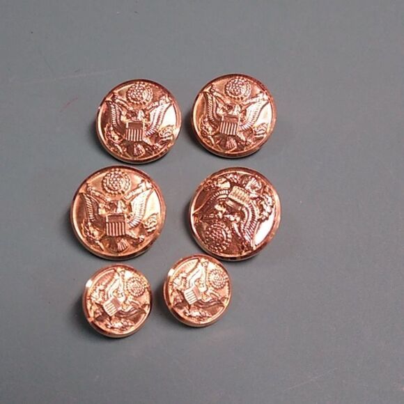 US Army Golden Eagle Shield Buttons Gold Tone Metal 4 LG 2 Sm - Picture 1 of 5